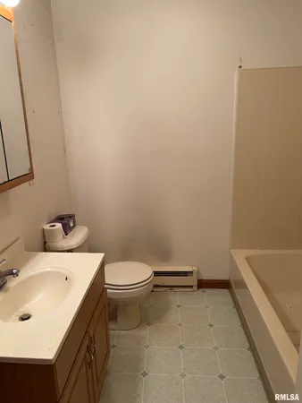 $129,900 | 110 Wyatt Street, Franklin, IL 62638