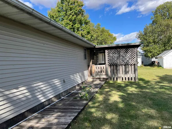 $129,900 | 110 Wyatt Street, Franklin, IL 62638