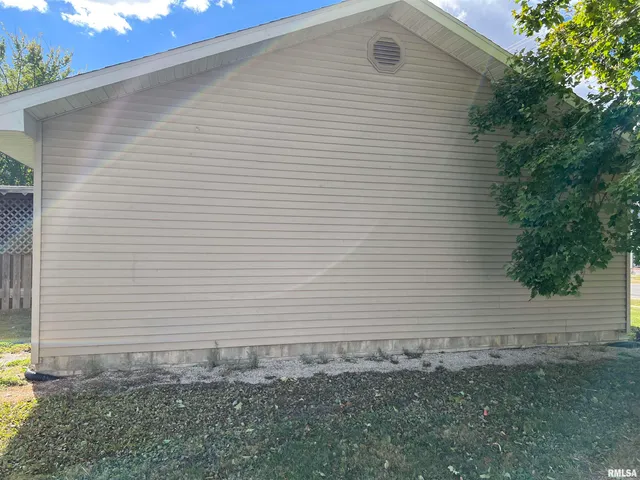 $149,900 | 110 Wyatt Street, Franklin, IL 62638