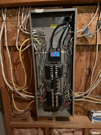 $129,900 | 110 Wyatt Street, Franklin, IL 62638