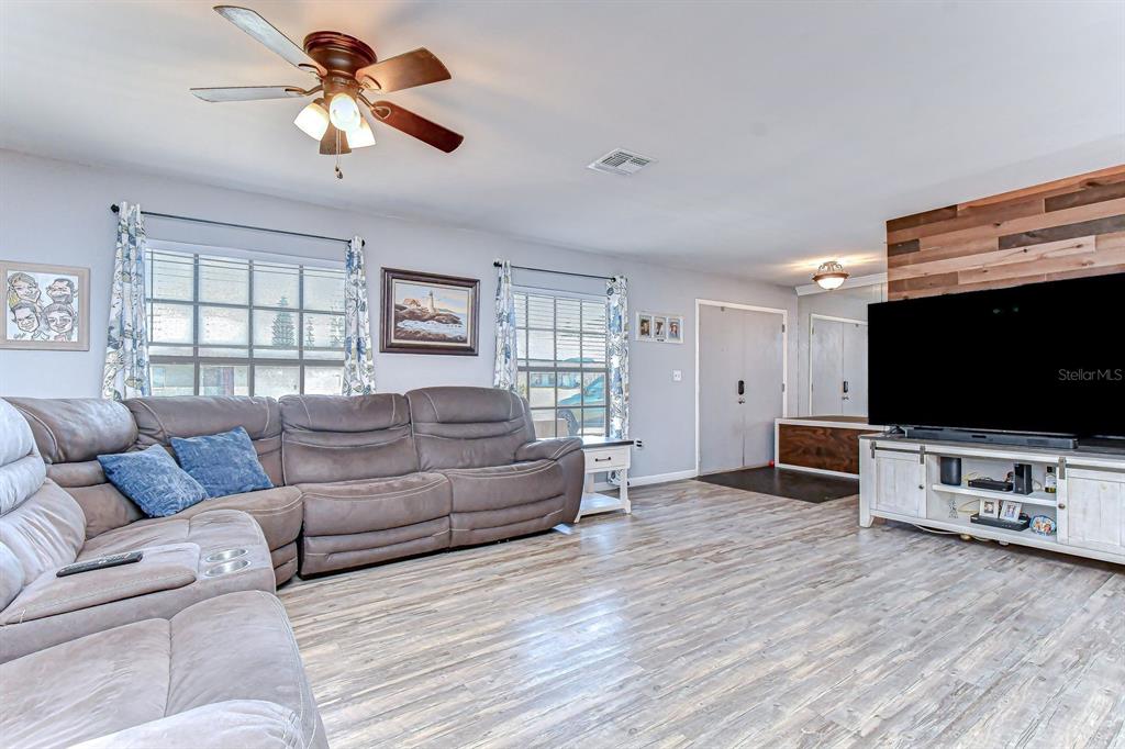 3721 Lighthouse Way Holiday, FL 34691 - Photo 16 of 32