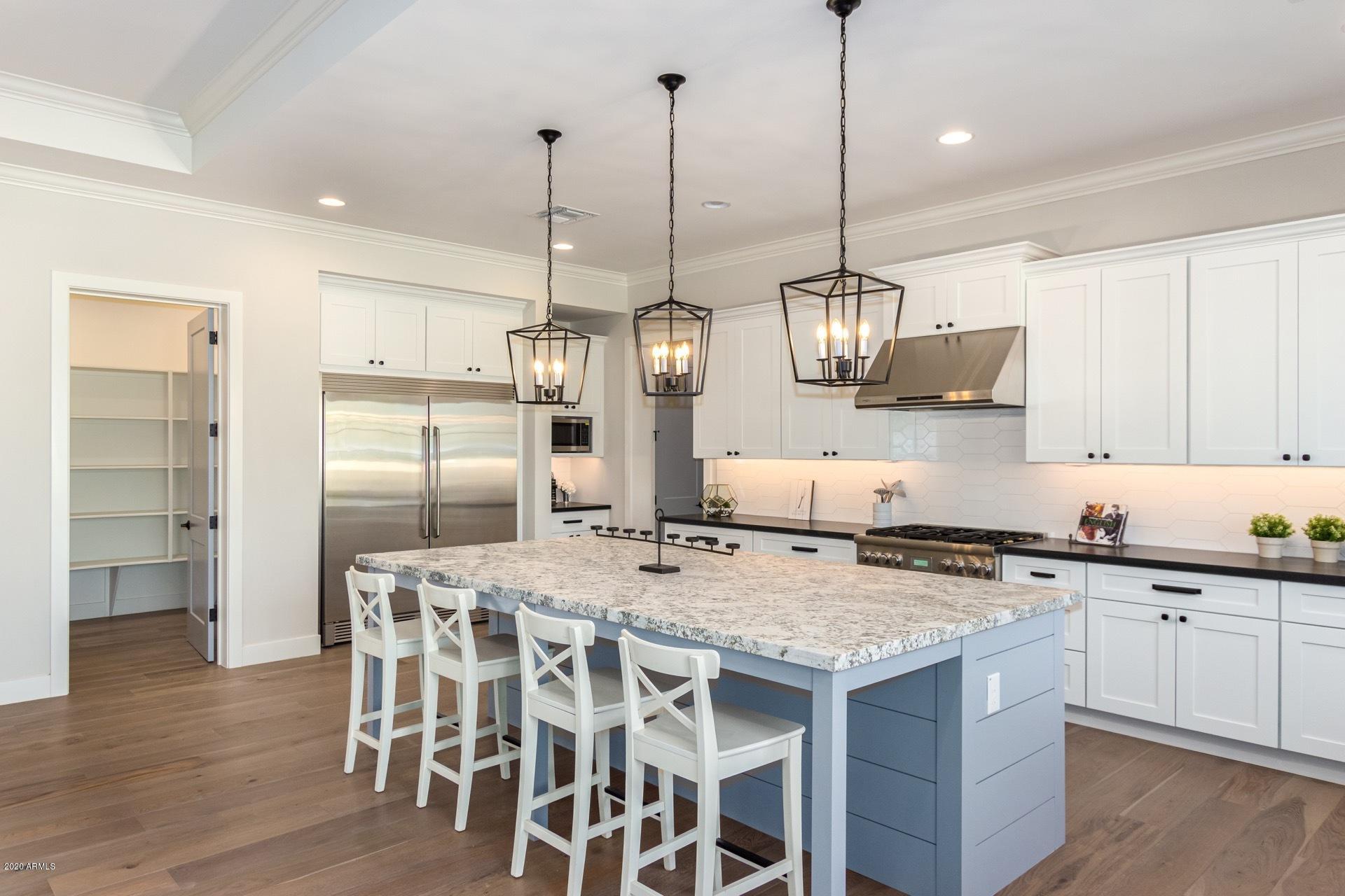 8715 North 9th Avenue Phoenix, AZ 85021 - Photo 8 of 25 0026-9th 26