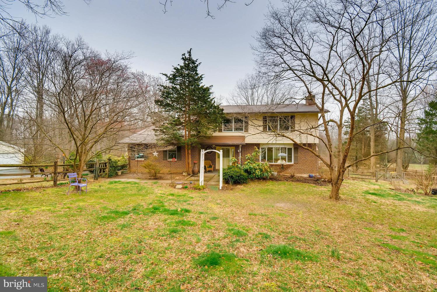 1519 Crestview Road Joppa, MD 21085 - Photo 1 of 28 Fully fenced front yard