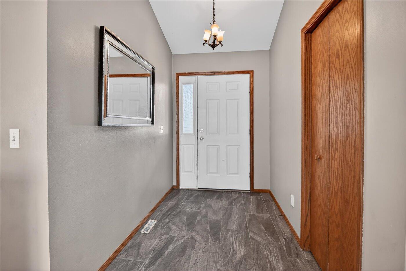 1214 Dayflower Drive Madison, WI 53719 - Photo 5 of 63 4546