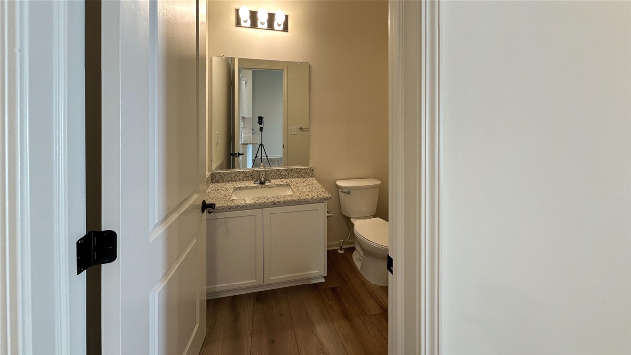 4262 Plum Village Circle, Unit 41 Monroe, MI 48161 - Photo 8 of 25