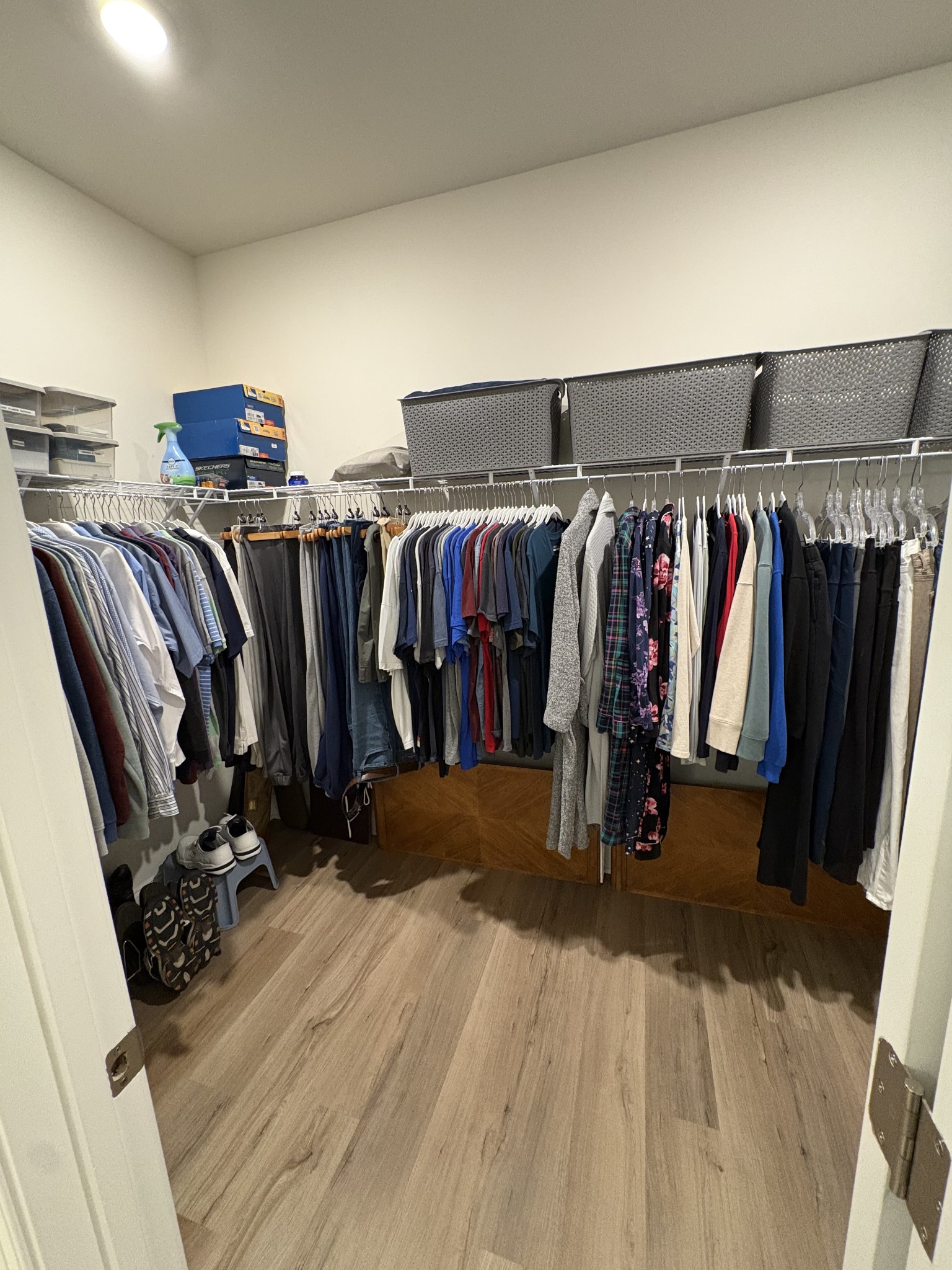 672 Taylor Bend Columbia, TN 38401 - Photo 24 of 32 a view of walk in closet with clothes