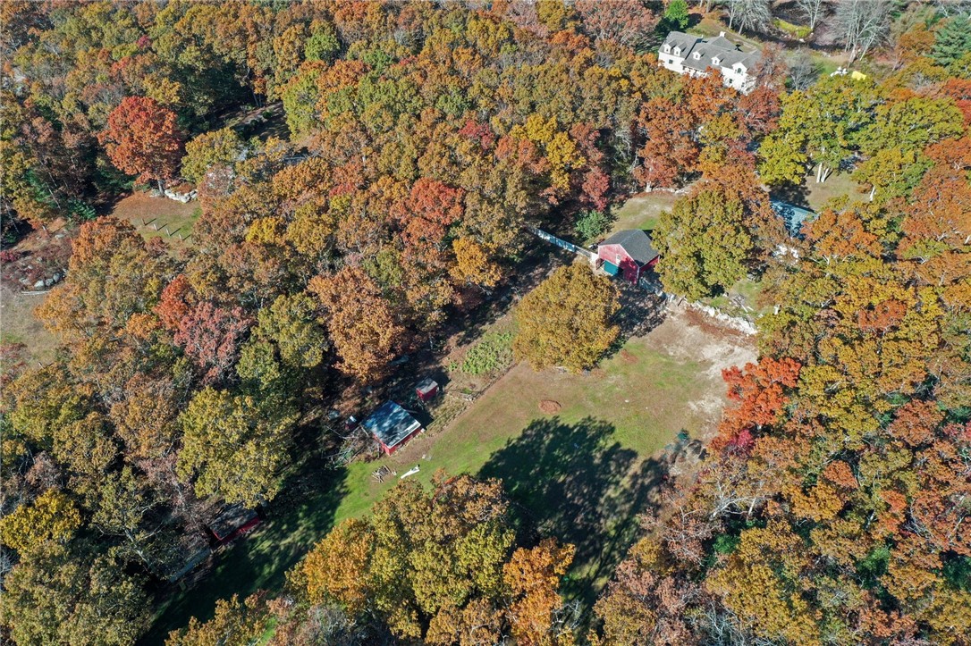 509 Perry Hill Road Coventry, RI 02816 - Photo 3 of 50