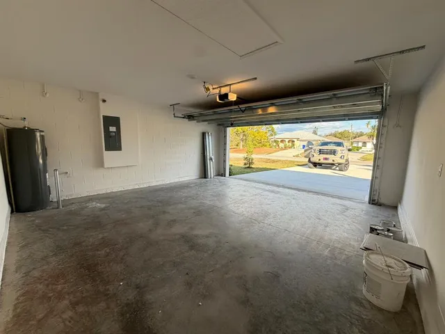 $2,450 | 8855 101st Avenue, Vero Beach, FL 32967