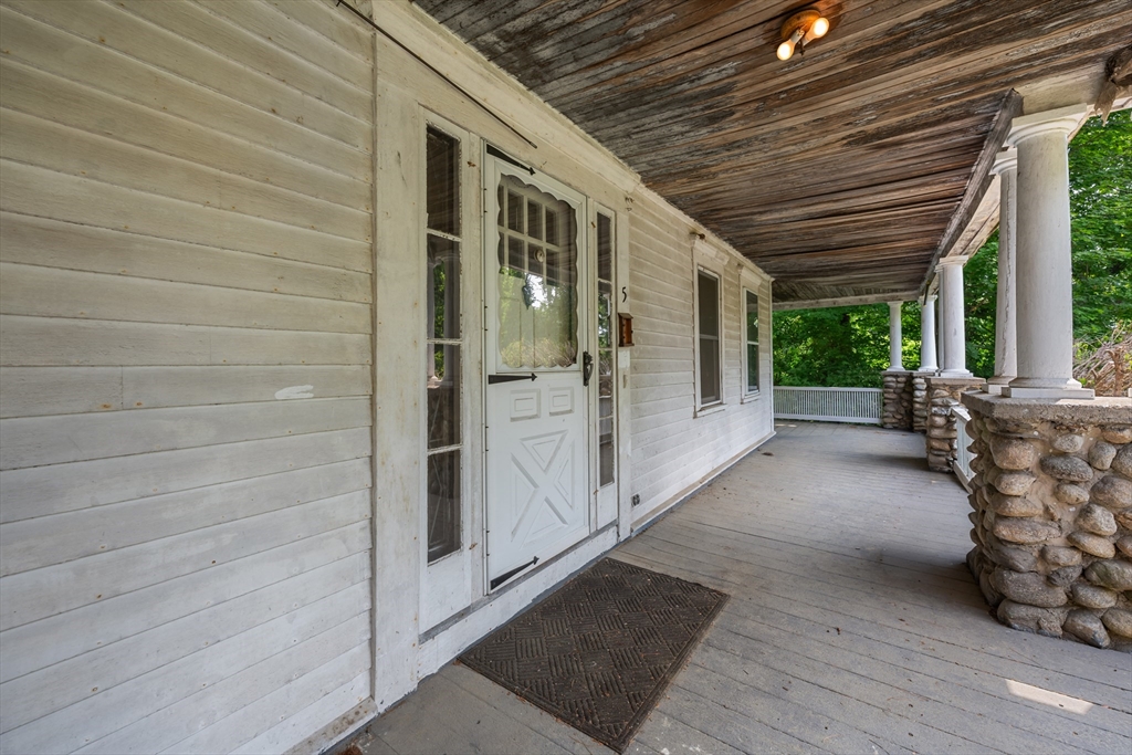 5 North Row Road Sterling, MA 01564 - Photo 3 of 41
