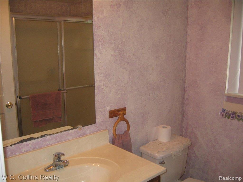 1345 Mayer Road St. Clair, MI 48079 - Photo 10 of 20 In-Laws Bath 4