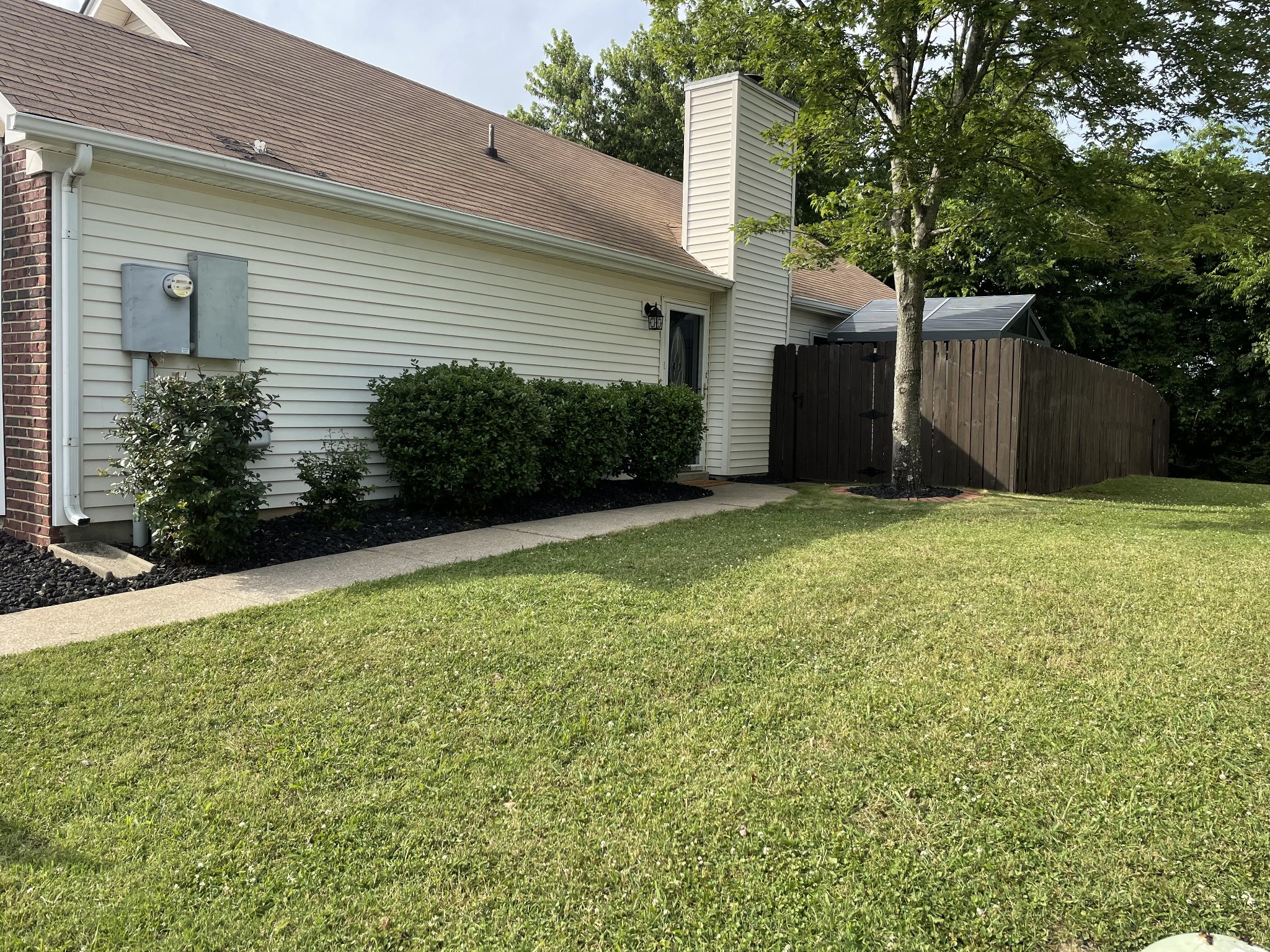 2340 Benay Road Nashville, TN 37214 - Photo 3 of 18 Gallery Image 3