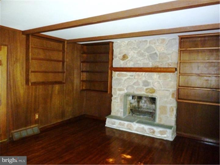 435 Ridge Lane Springfield, PA 19064 - Photo 11 of 25 Fireplace