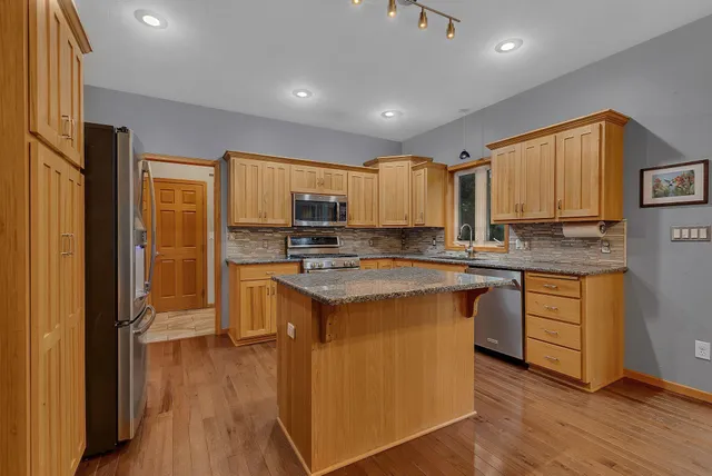 $537,898 | 13476 91st Street, Becker, MN 55308