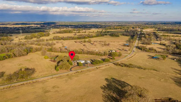 $589,000 | 1032 Farm To Market 900, Mount Vernon, TX 75457