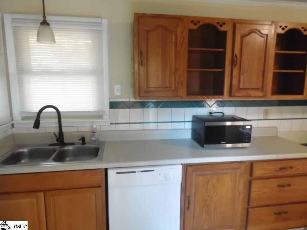 116 Gap Creek Road Marietta, SC 29661 - Photo 20 of 34