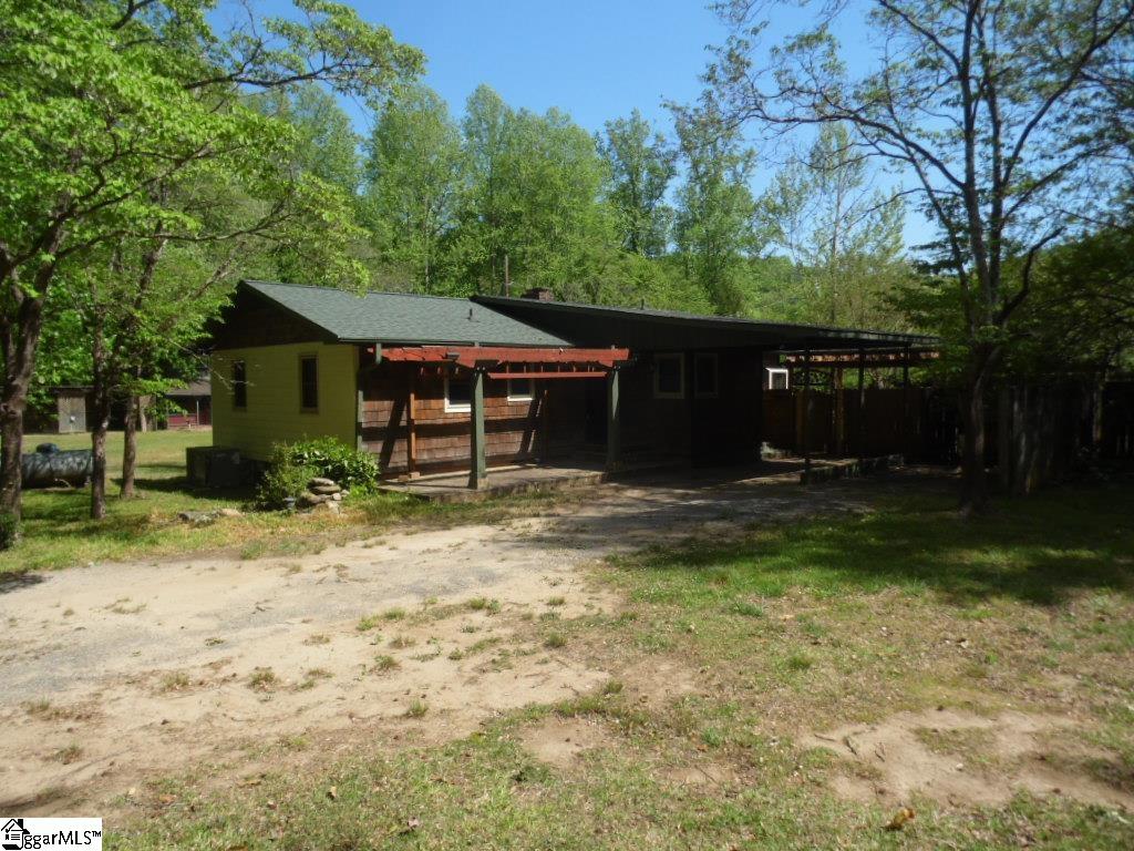 116 Gap Creek Road Marietta, SC 29661 - Photo 3 of 34