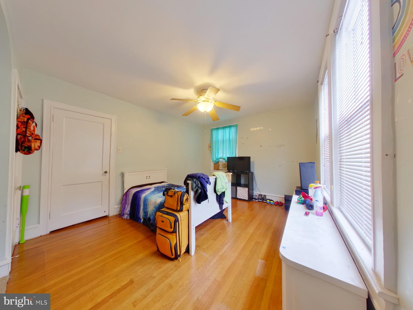 4030 Lasher Road Drexel Hill, PA 19026 - Photo 11 of 19