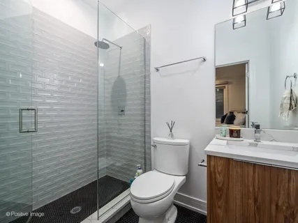 $1,050,000 | 525 North Bishop Street, Unit 5, Chicago, IL 60642