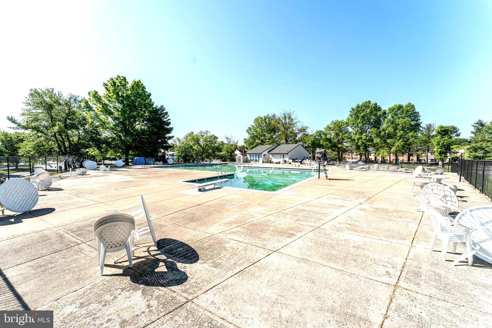 8054 Powderbrook Lane Springfield, VA 22153 - Photo 24 of 29 Community pool.