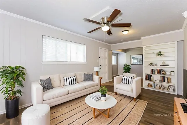 $1,655 | 2907 East Mitchell Street, Arlington, TX 76010