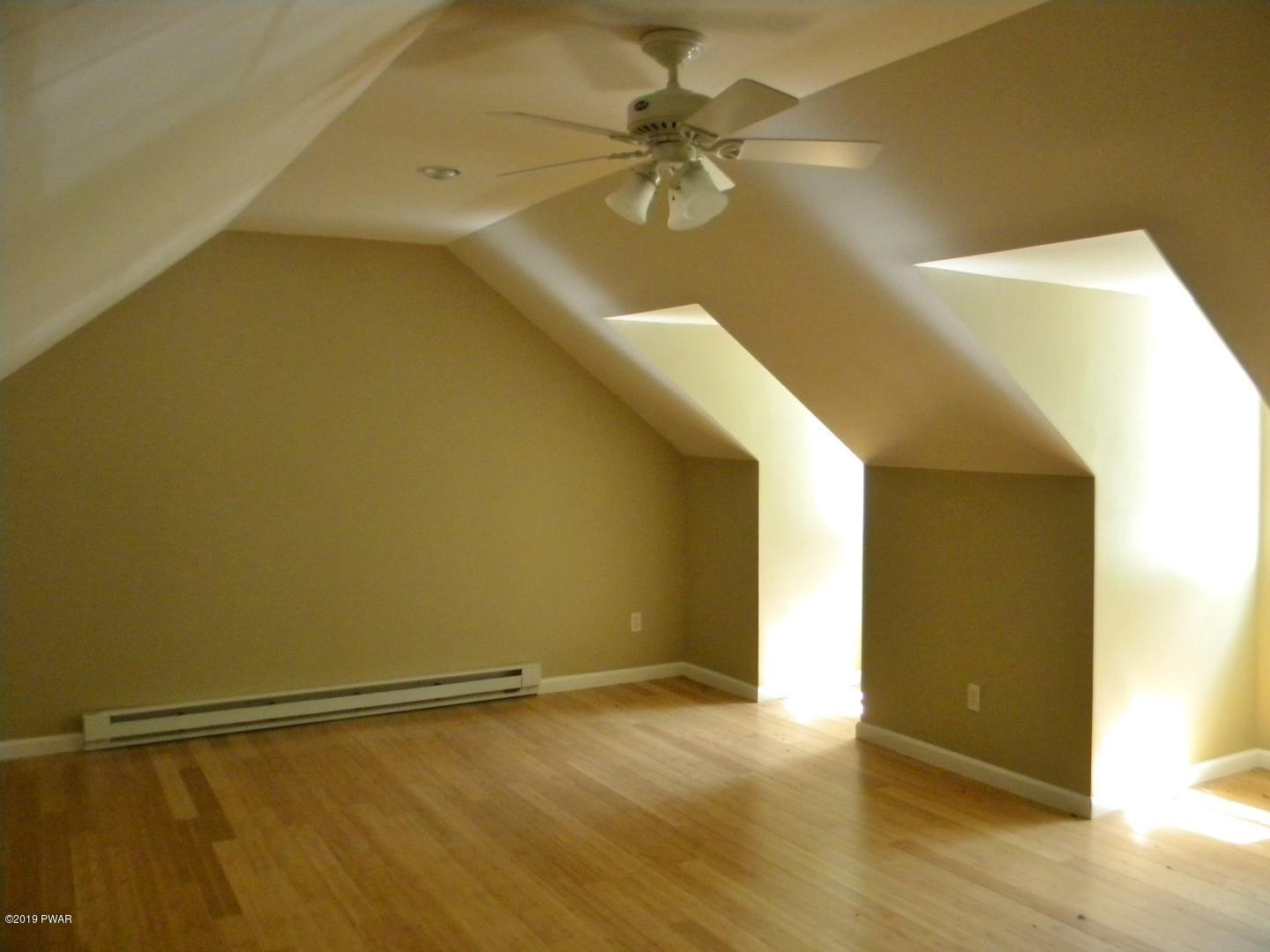 292 Deer Run Road Hawley, PA 18428 - Photo 30 of 51