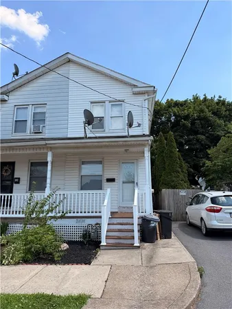 $1,950 | 2414 Birch Street, Wilson, PA 18042
