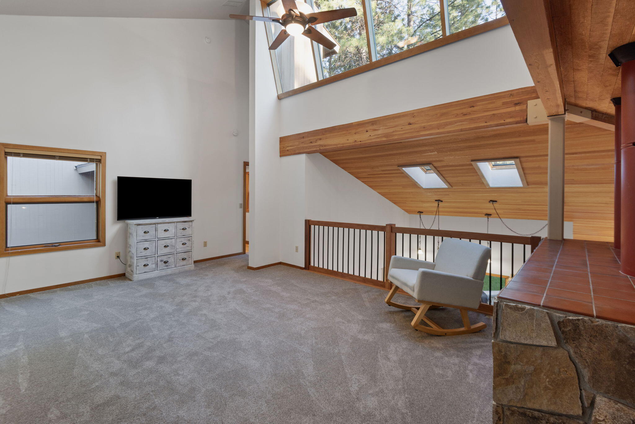70215 Viola Black Butte Ranch, OR 97759 - Photo 21 of 63 15-web-or-mls-DSC_7404