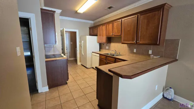 $1,600 | 10600 Lakes Boulevard, Unit 1808, Baton Rouge, LA 70810