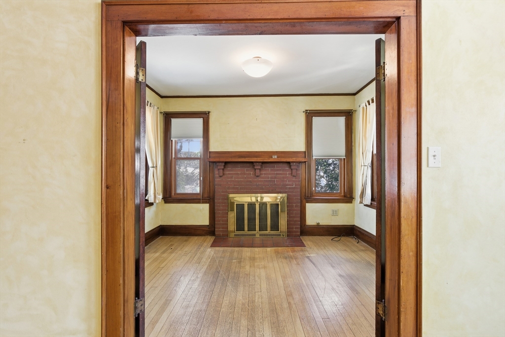 7-9 Clyde Road Watertown, MA 02472 - Photo 8 of 38 Gallery Image 8