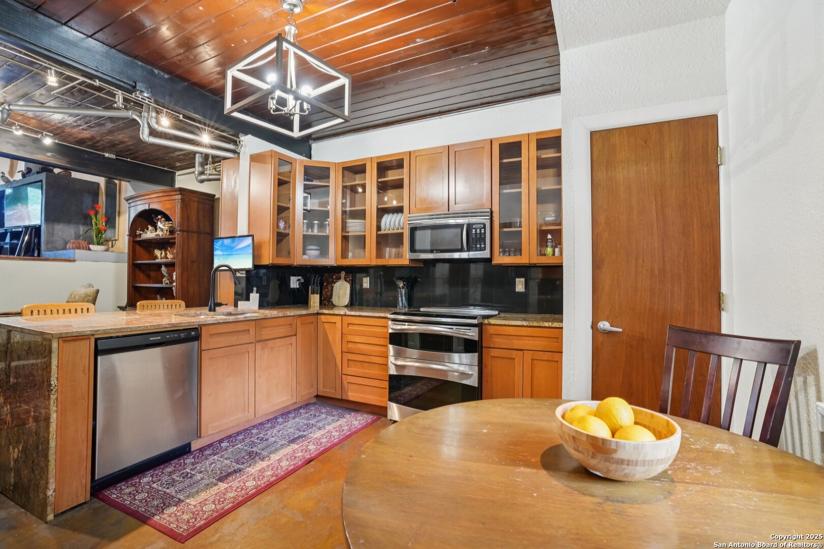 3103 Eisenhauer Road, Unit K14 San Antonio, TX 78209 - Photo 21 of 50