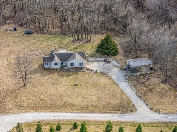 $449,900 | 26965 Smithers Lane, Weston, MO 64098