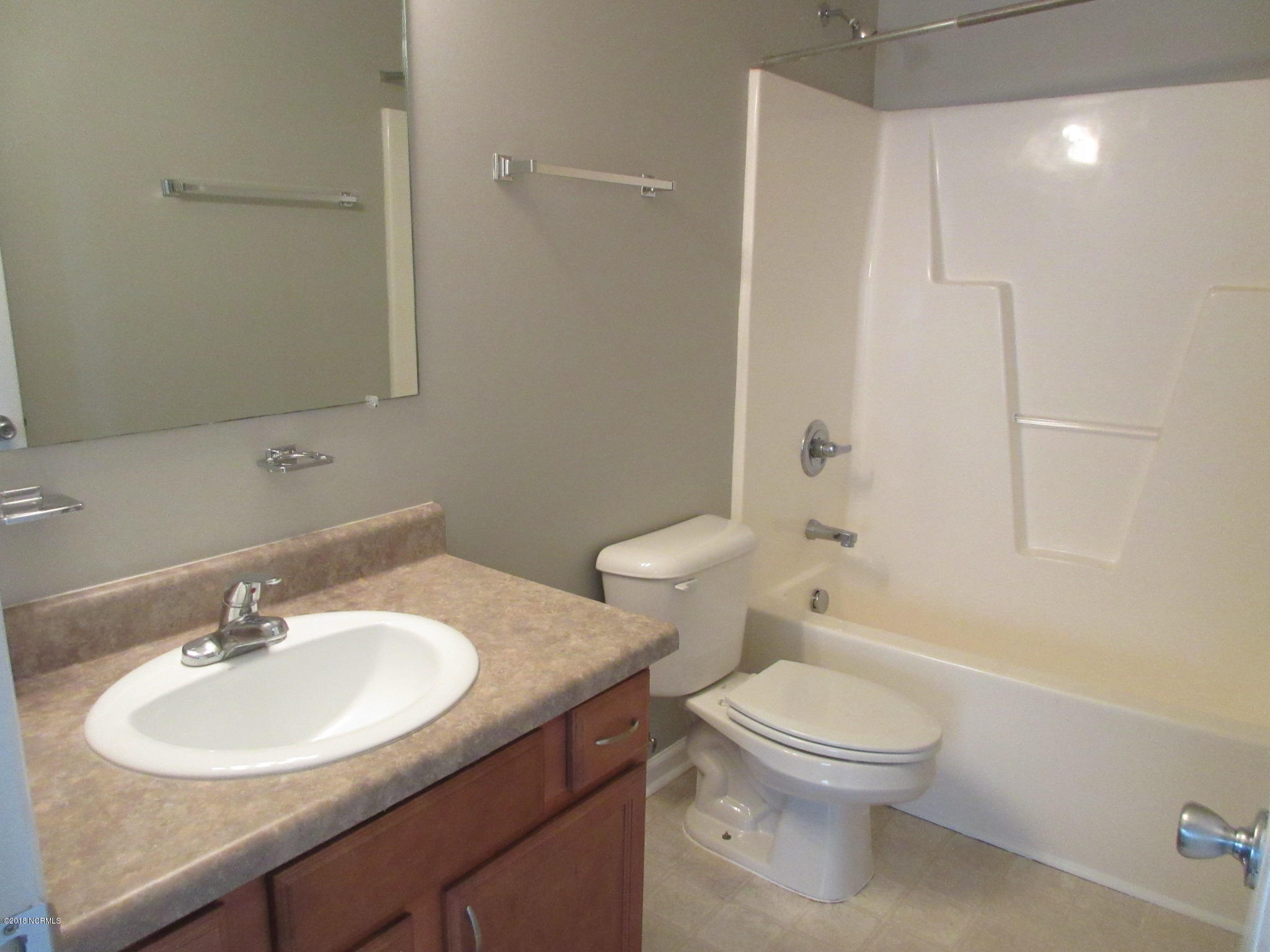 104 Gamble Way Hubert, NC 28539 - Photo 18 of 22 104 Gamble Way - Bath Hall