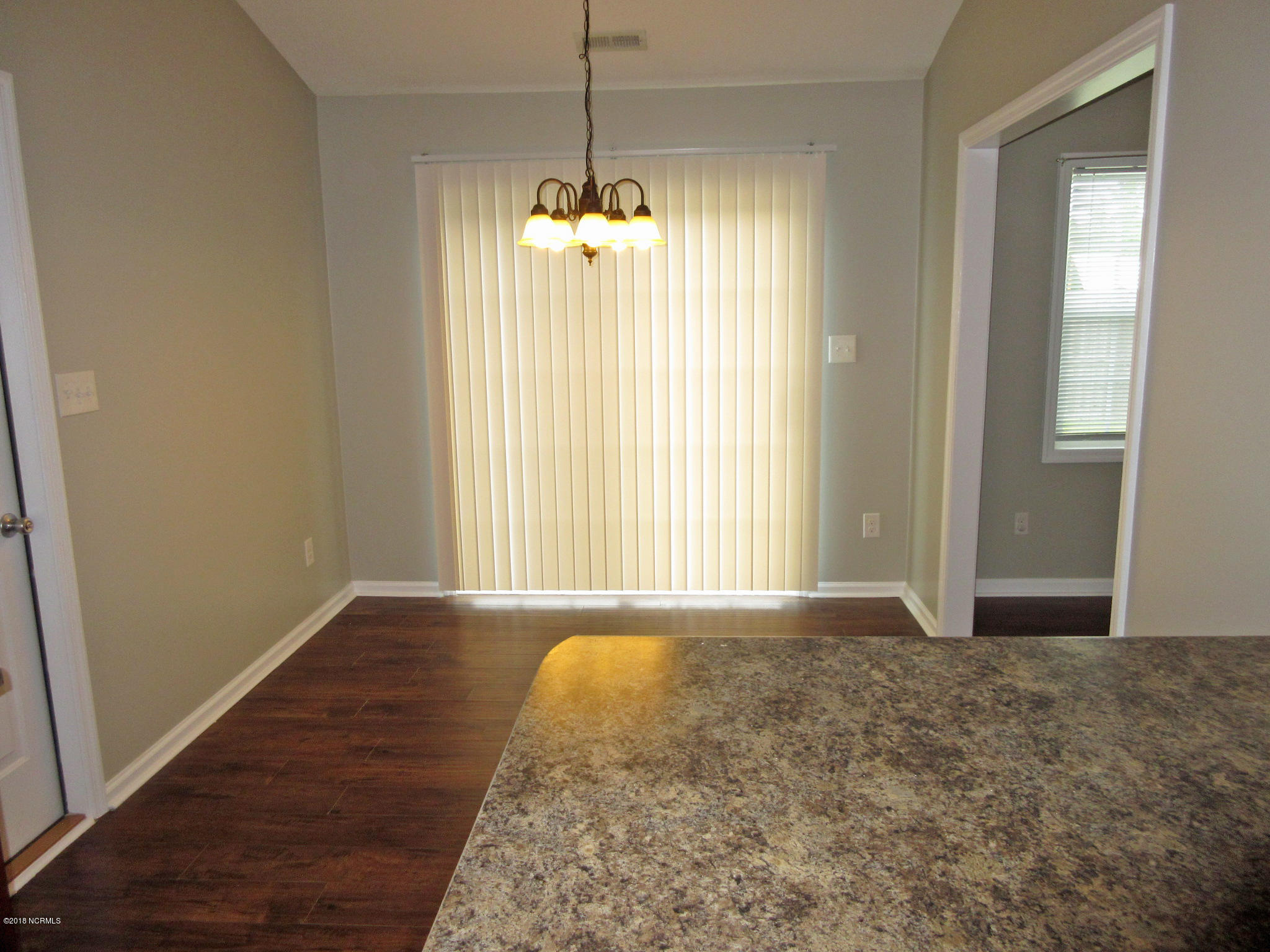 104 Gamble Way Hubert, NC 28539 - Photo 10 of 22 104 Gamble Way - Diding 2
