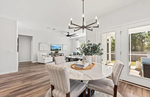 $413,590 | 845 Meadowbrook Lane, Summerville, SC 29486