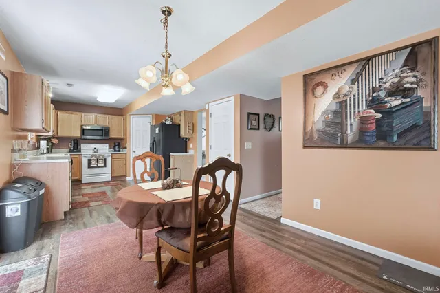 $269,900 | 807 Larkwillow Court, Huntertown, IN 46748