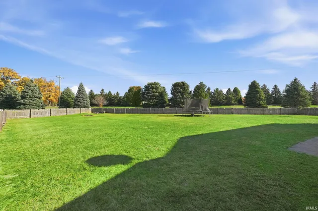 $269,900 | 807 Larkwillow Court, Huntertown, IN 46748