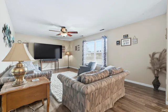 $269,900 | 807 Larkwillow Court, Huntertown, IN 46748