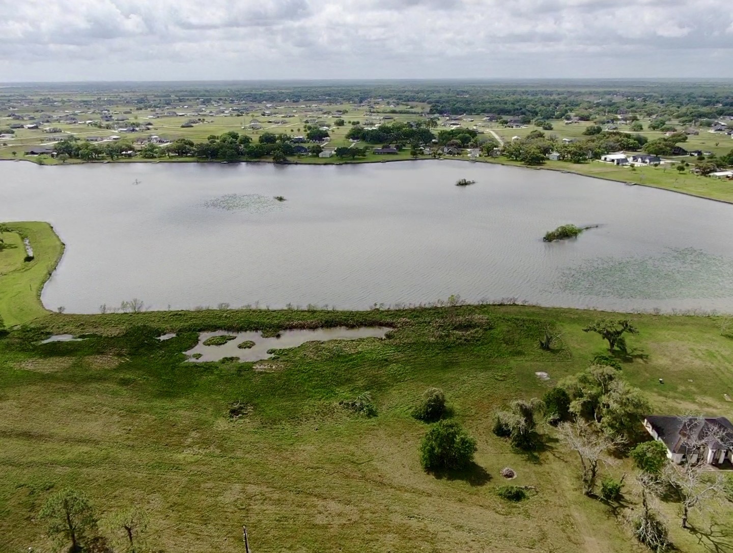 819 Bar X Trail Angleton, TX 77515 - Photo 5 of 11