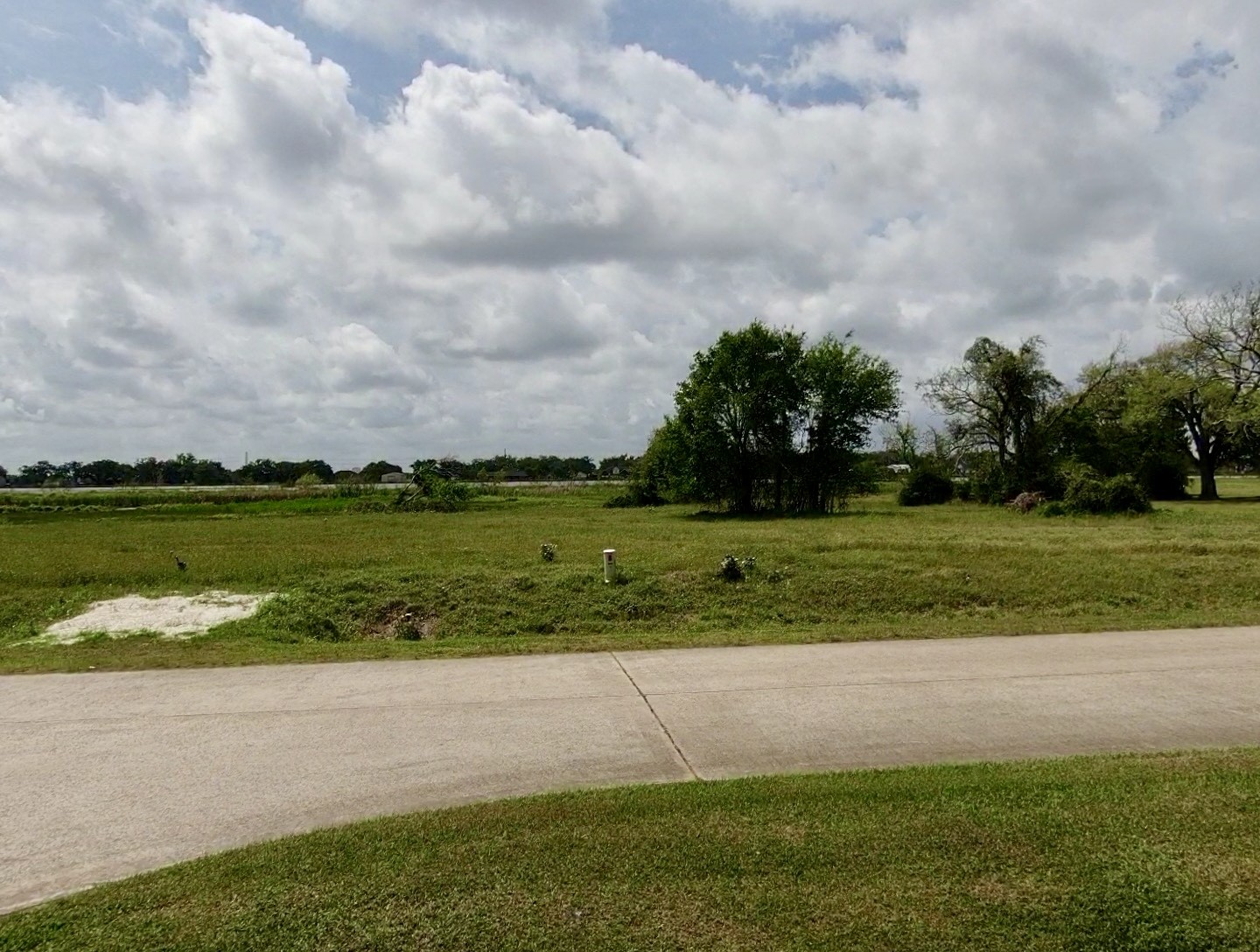 819 Bar X Trail Angleton, TX 77515 - Photo 10 of 11