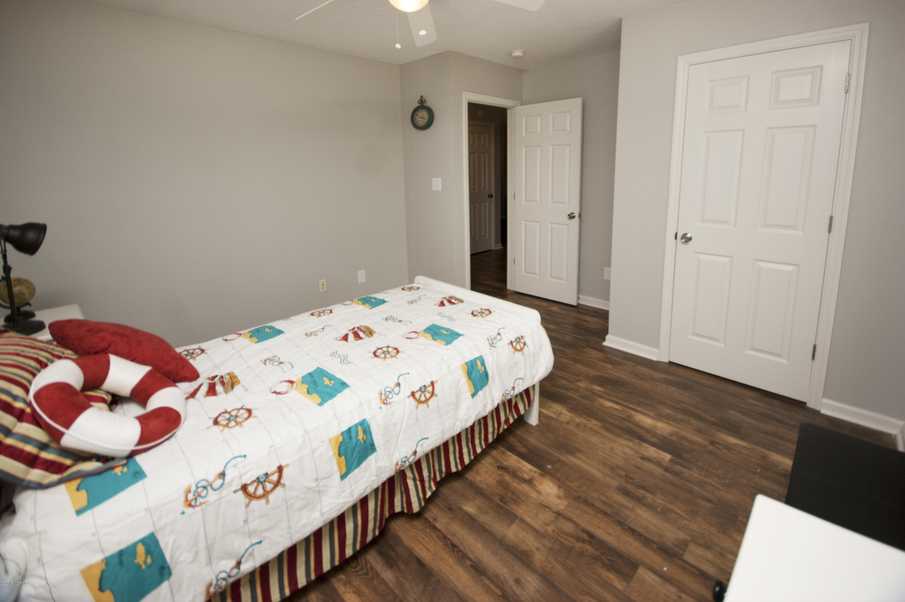 118 Fodder Drive Hubert, NC 28539 - Photo 15 of 33 2ndbedroom2 (1)