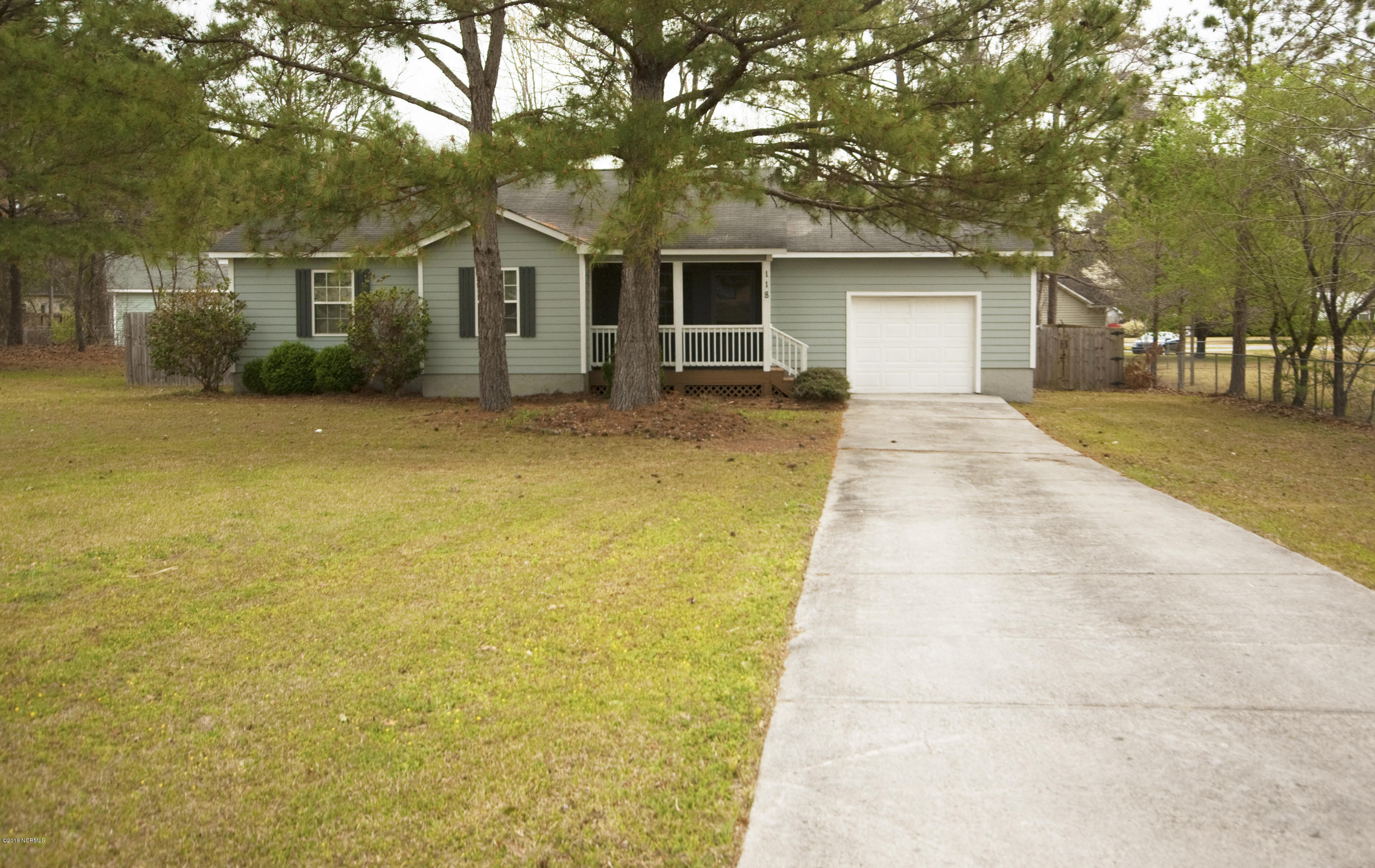 118 Fodder Drive Hubert, NC 28539 - Photo 24 of 33 front2 (1)