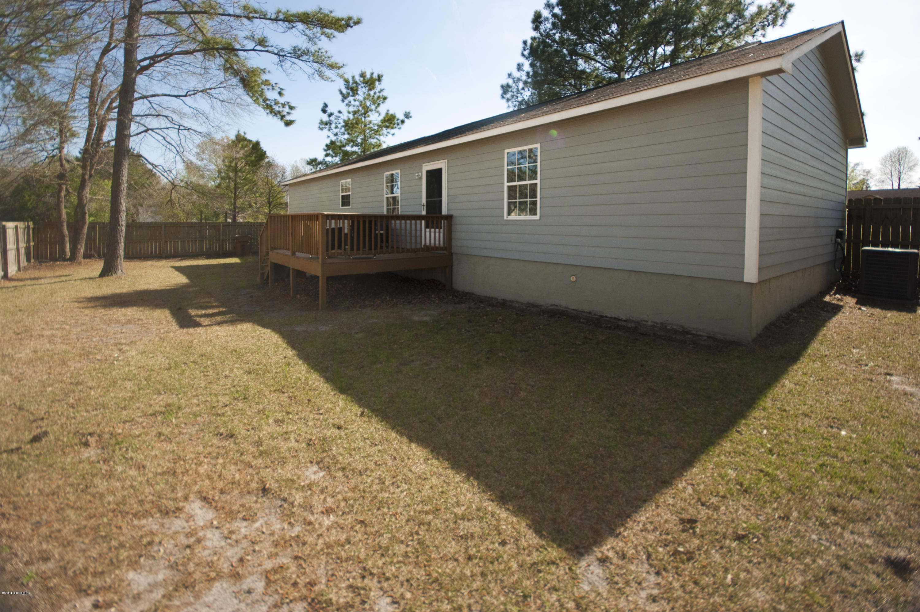 118 Fodder Drive Hubert, NC 28539 - Photo 27 of 33 back3