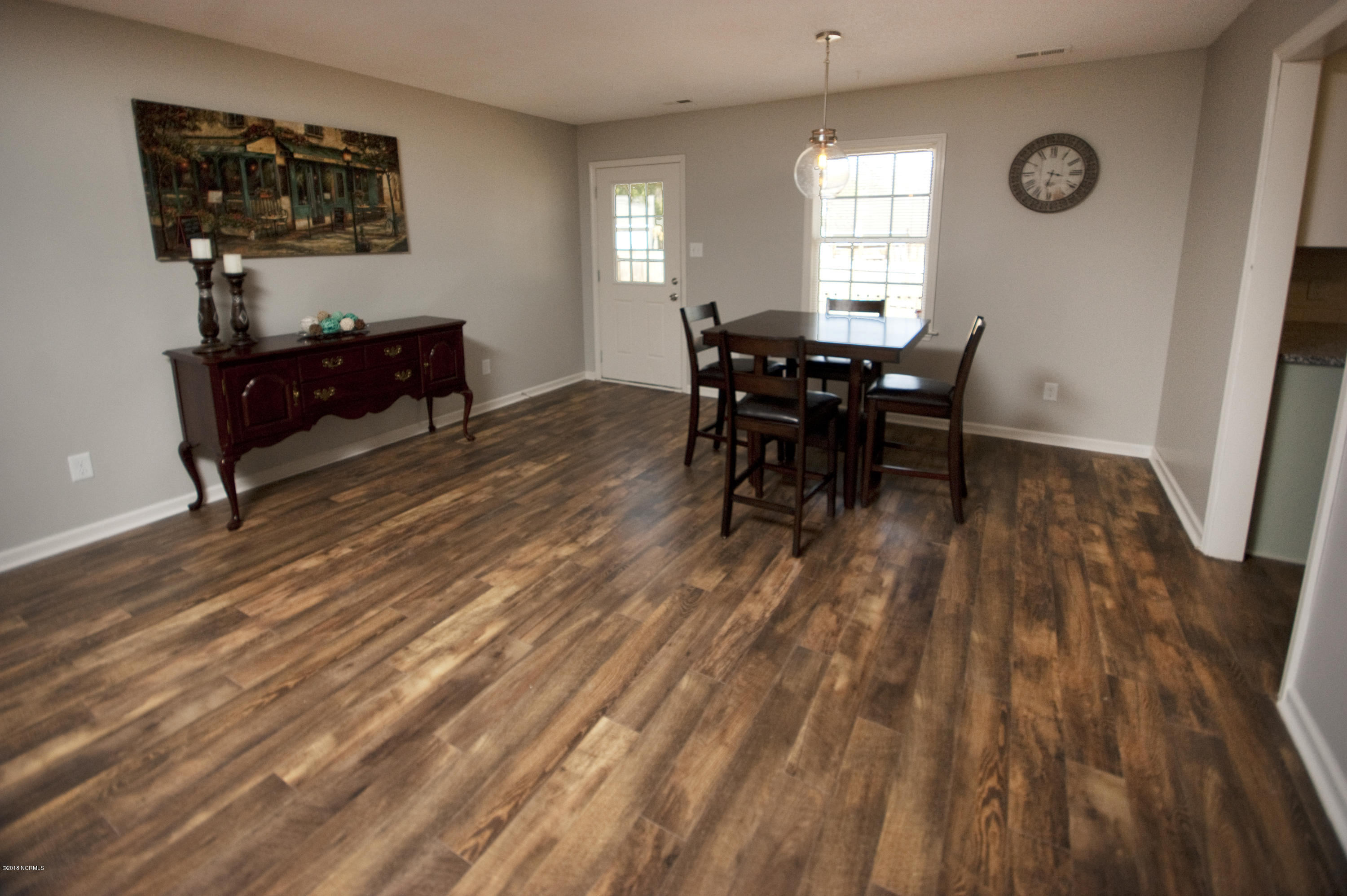 118 Fodder Drive Hubert, NC 28539 - Photo 8 of 33 dinningroom1