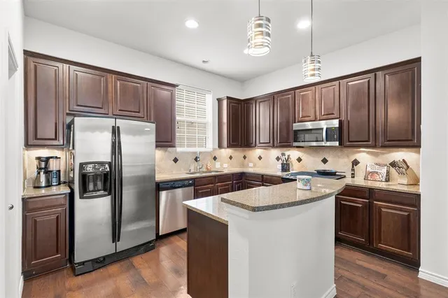 $435,000 | 15814 Breedlove Place, Unit 137, Addison, TX 75001