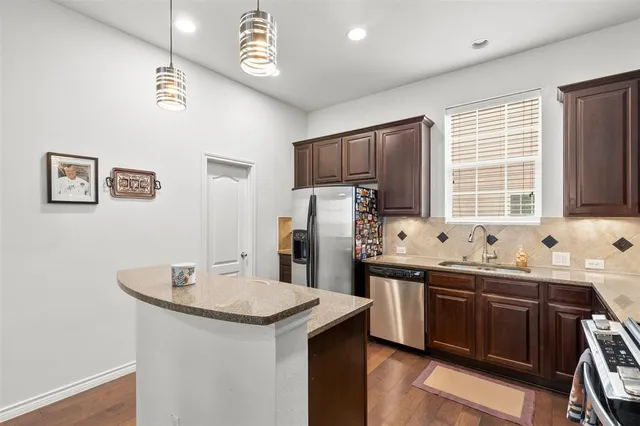 $435,000 | 15814 Breedlove Place, Unit 137, Addison, TX 75001