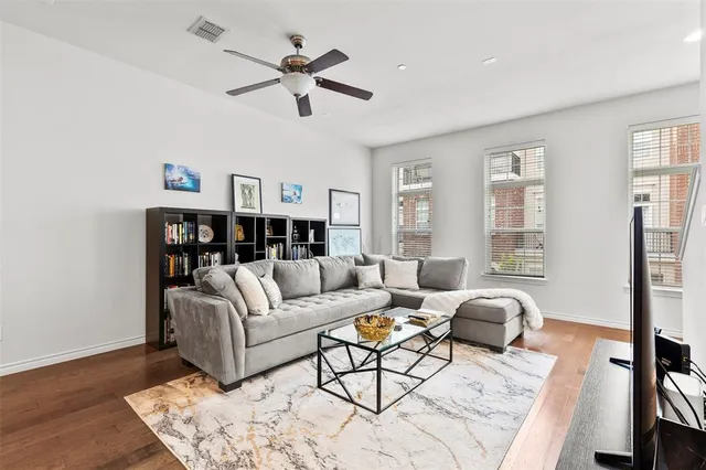 $435,000 | 15814 Breedlove Place, Unit 137, Addison, TX 75001