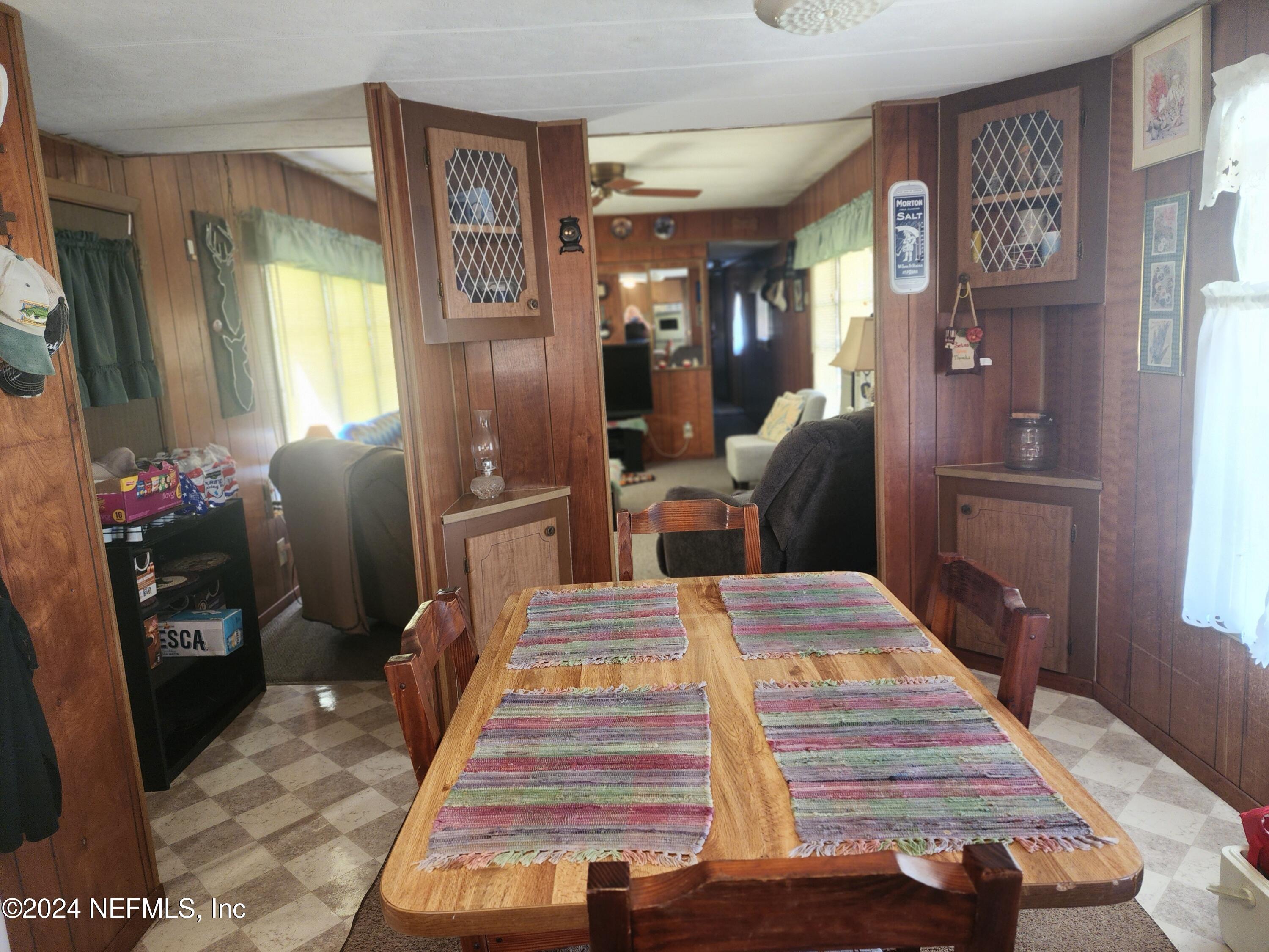 106 Edgewater Road Satsuma, FL 32189 - Photo 11 of 25 20241205_141447 (1)