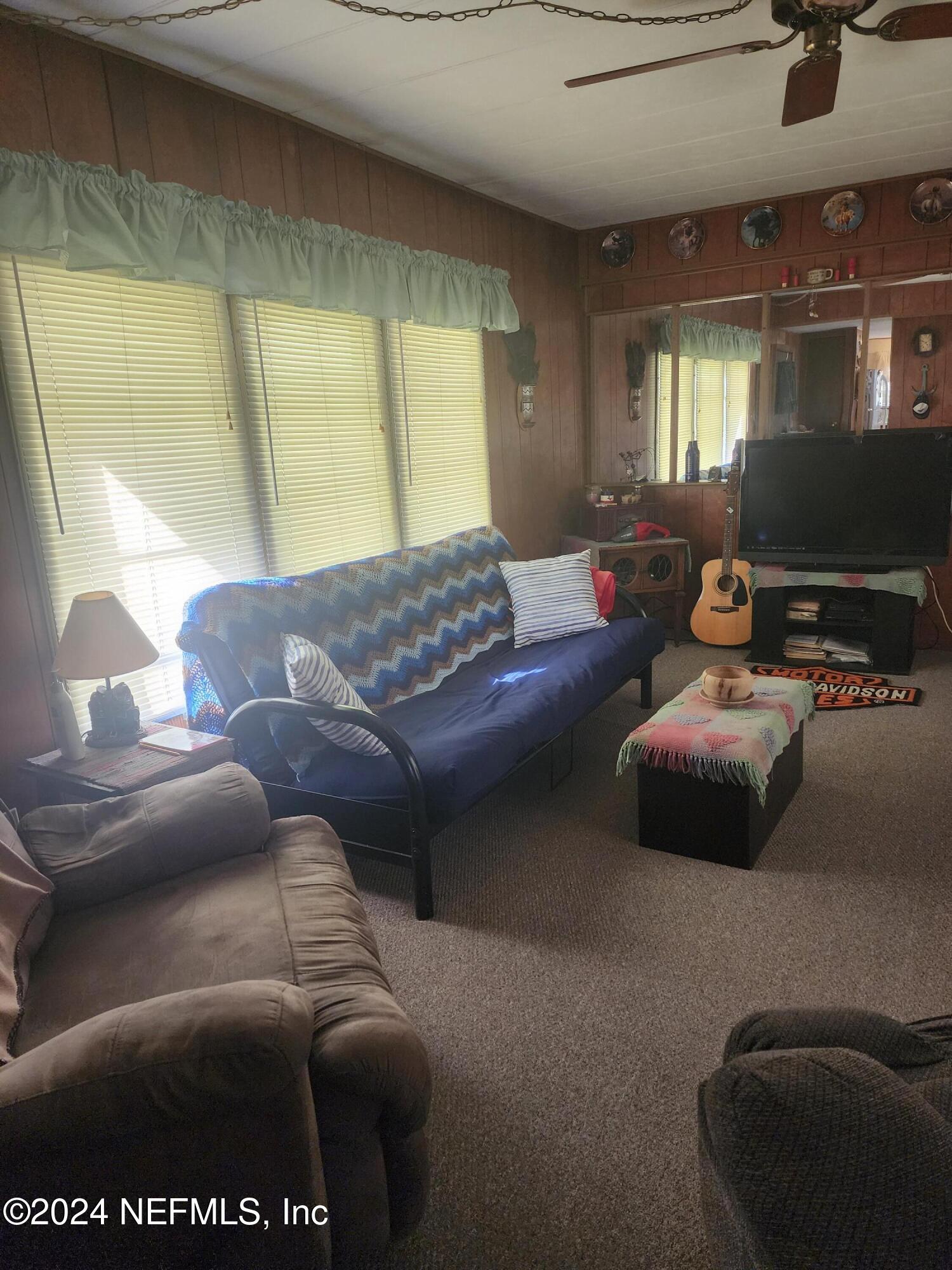 106 Edgewater Road Satsuma, FL 32189 - Photo 14 of 25 20241205_141617 (1)