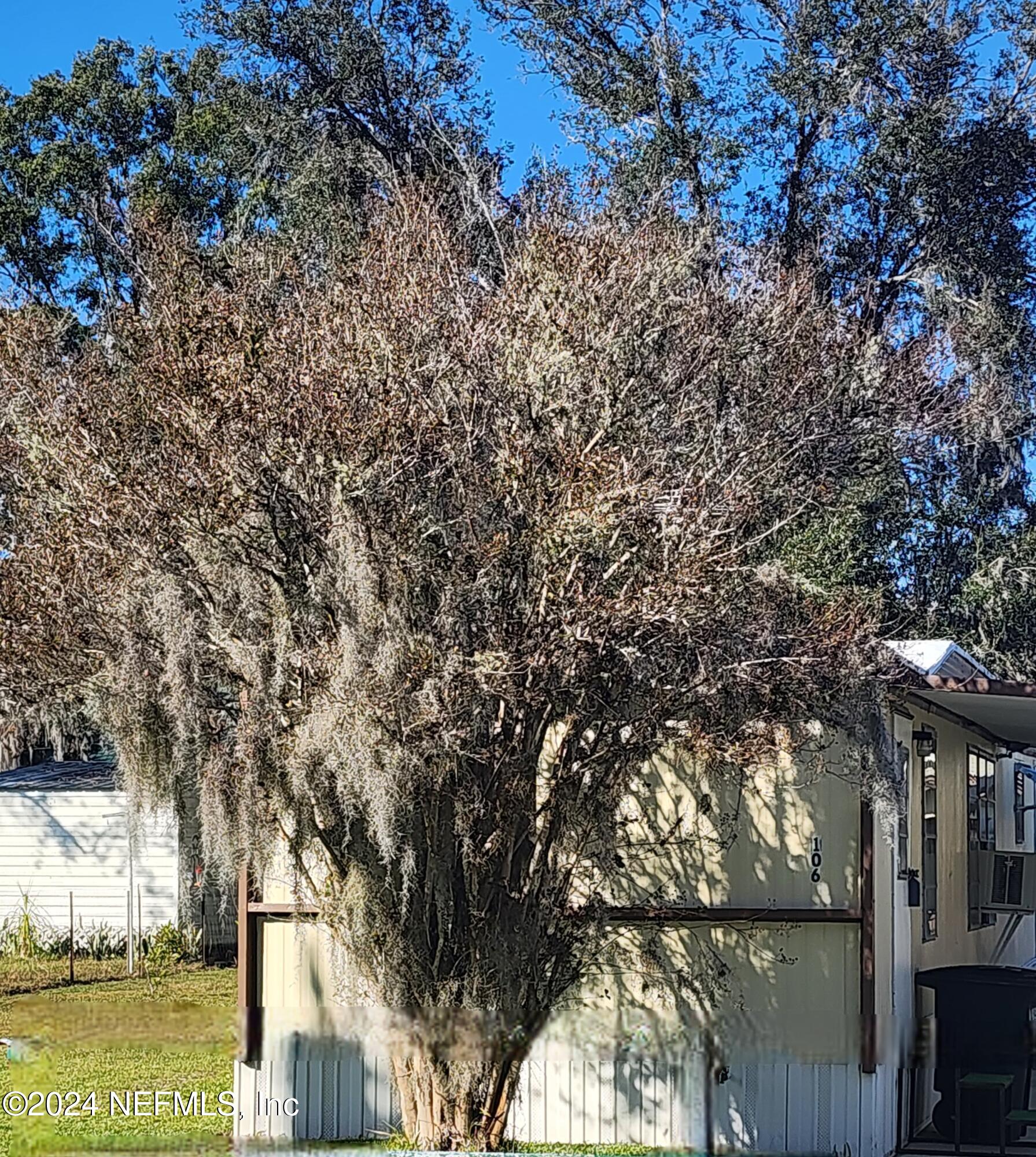 106 Edgewater Road Satsuma, FL 32189 - Photo 24 of 25 20241205_143422 (1)