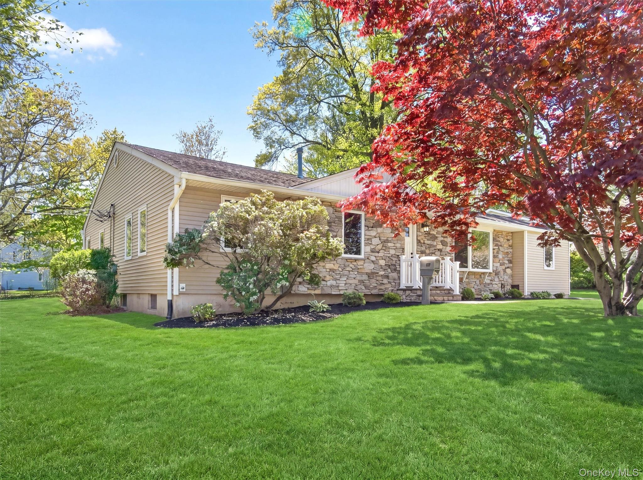 Welcome to 19 Buckingham Road, Nanuet, NY